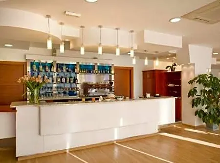 Master Hotel 3*