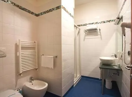 Master Hotel