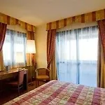 Master Hotel